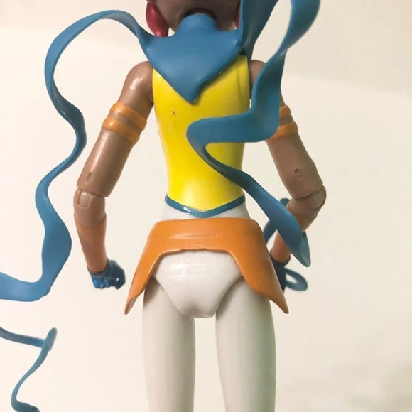 Mysticons  Action Figure Piper 6.5 Inch Figure Playmates - Picture 11 of 15